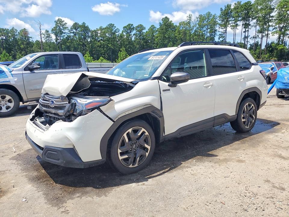 2025 SUBARU FORESTER