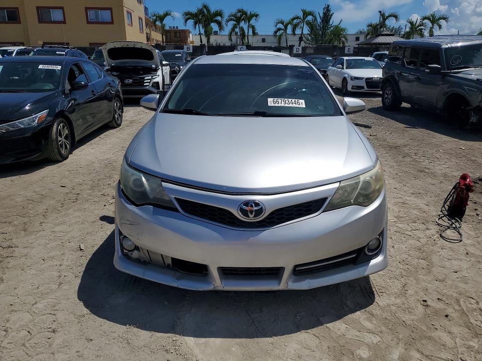 Photo 5 from auction – 2013 TOYOTA CAMRY with VIN 4T1BF1FK6DU251671