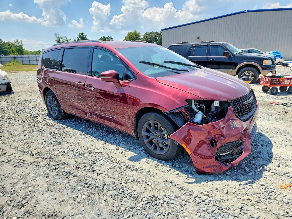 Photo 4 from auction – 2021 CHRYSLER PACIFICA with VIN 2C4RC1FG7MR567794
