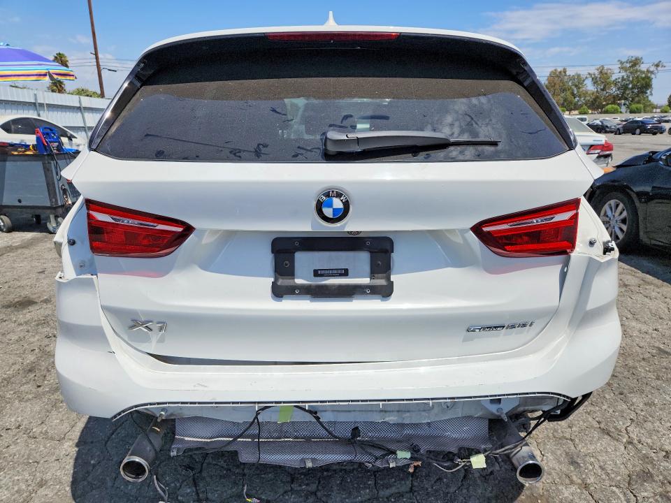 Photo 6 from auction – 2018 BMW X1 with VIN WBXHU7C32J3H42542