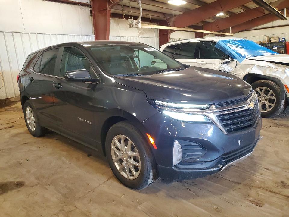Photo 4 from auction – 2022 CHEVROLET EQUINOX with VIN 2GNAXKEV5N6153804