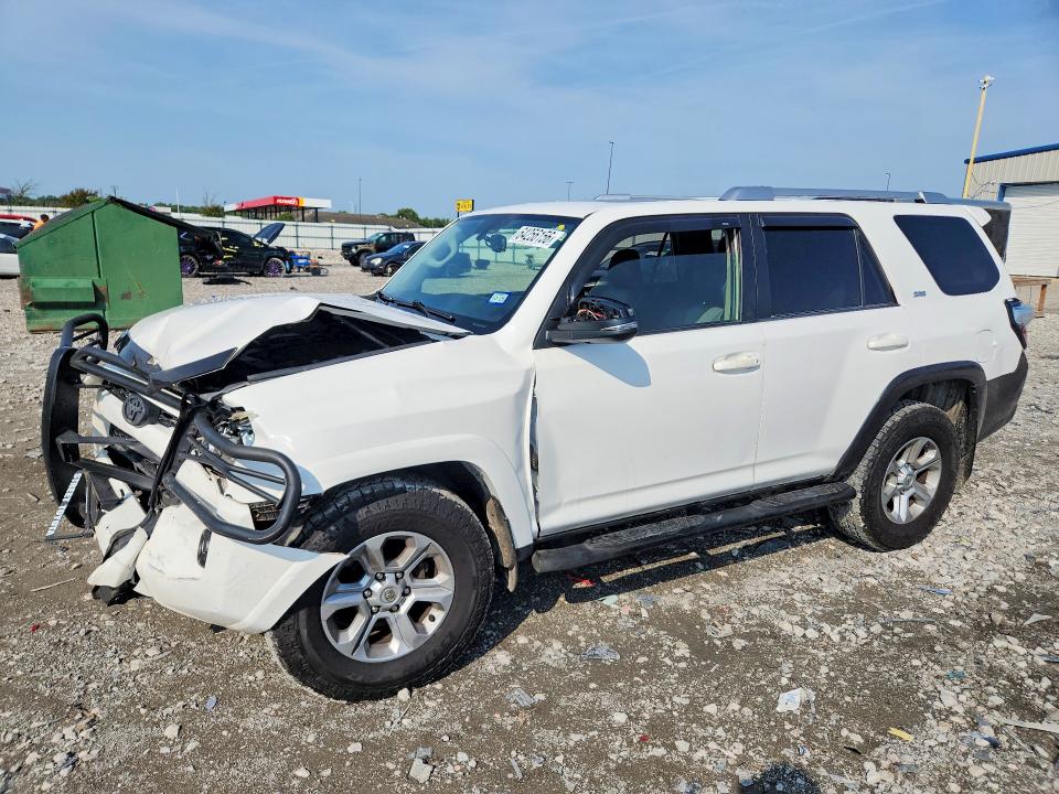 TOYOTA 4RUNNER 2016 with VIN JTEBU5JR8G5401232 - Photo from auction