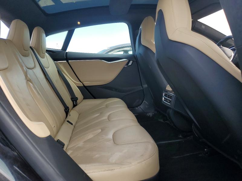 Photo 10 from auction – 2015 TESLA MODEL S with VIN 5YJSA1H27FF085267