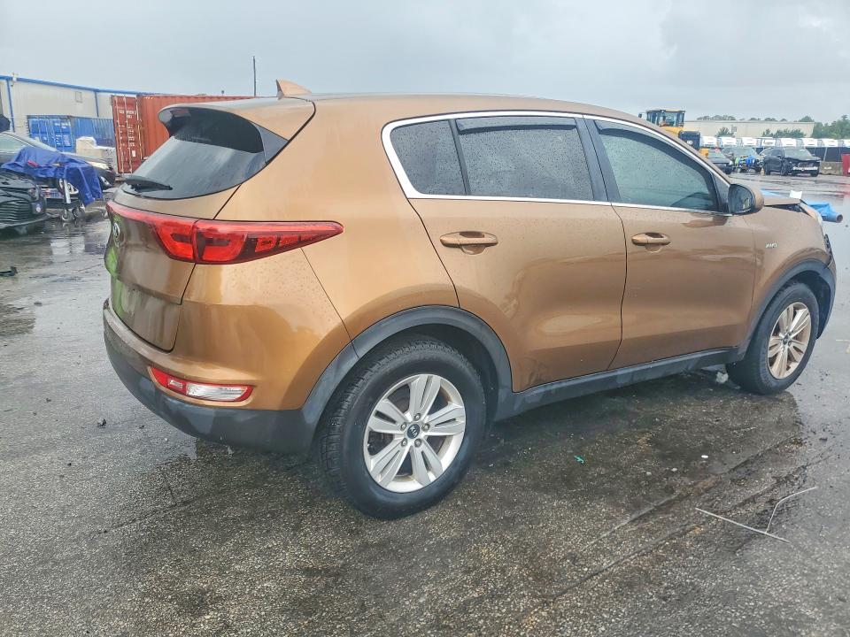 Photo 3 from auction – 2017 KIA SPORTAGE with VIN KNDPMCAC5H7086891