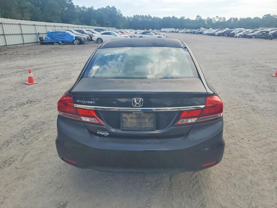 Photo 6 from auction – 2013 HONDA CIVIC with VIN 2HGFB2F55DH300302