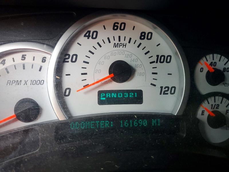 Фото 9 с аукциона – 2003 HUMMER H2 с VIN 5GRGN23U03H134649
