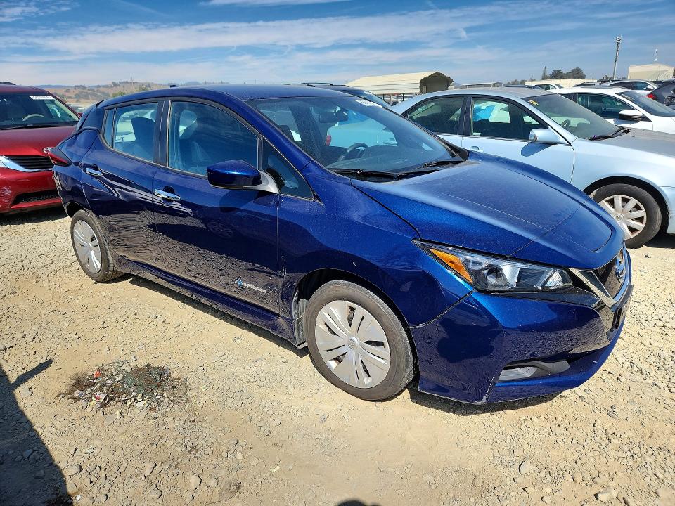 Photo 4 from auction – 2018 NISSAN LEAF with VIN 1N4AZ1CP8JC301243