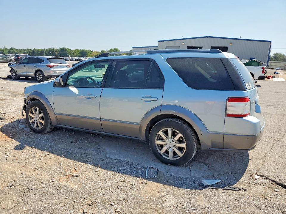 Photo 2 from auction – 2008 FORD TAURUS X with VIN 1FMDK05W18GA38750