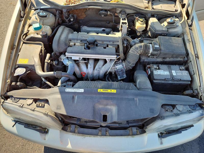 Photo 11 from auction – 2000 VOLVO S70 with VIN YV1LS61J0Y2663855
