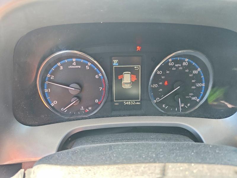 Photo 9 from auction – 2016 TOYOTA RAV4 with VIN 2T3DFREV7GW448010