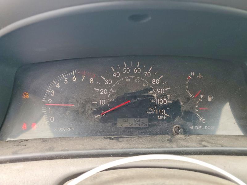 Photo 9 from auction – 2006 TOYOTA COROLLA with VIN 2T1BR32E36C651601