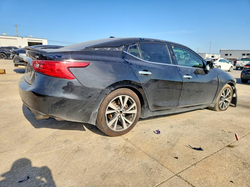 Photo 3 from auction – 2017 NISSAN MAXIMA with VIN 1N4AA6APXHC435561