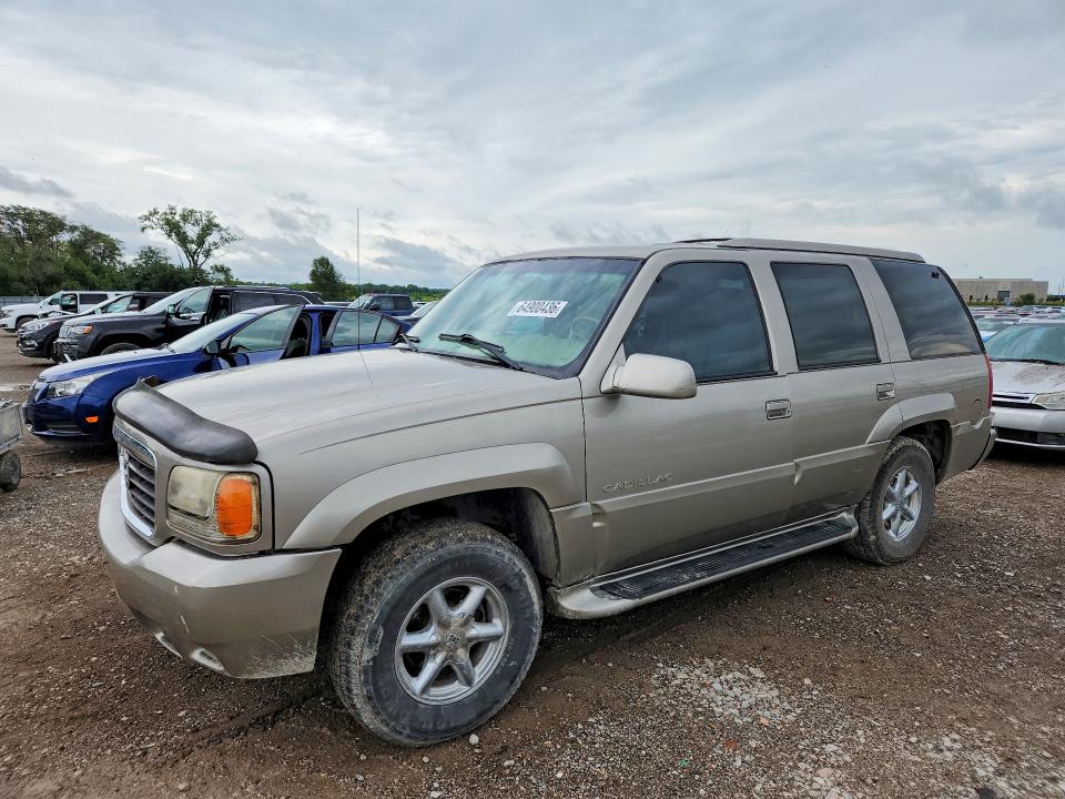 CADILLAC ESCALADE 2000 with VIN 1GYEK13R5YR144113 - Photo from auction
