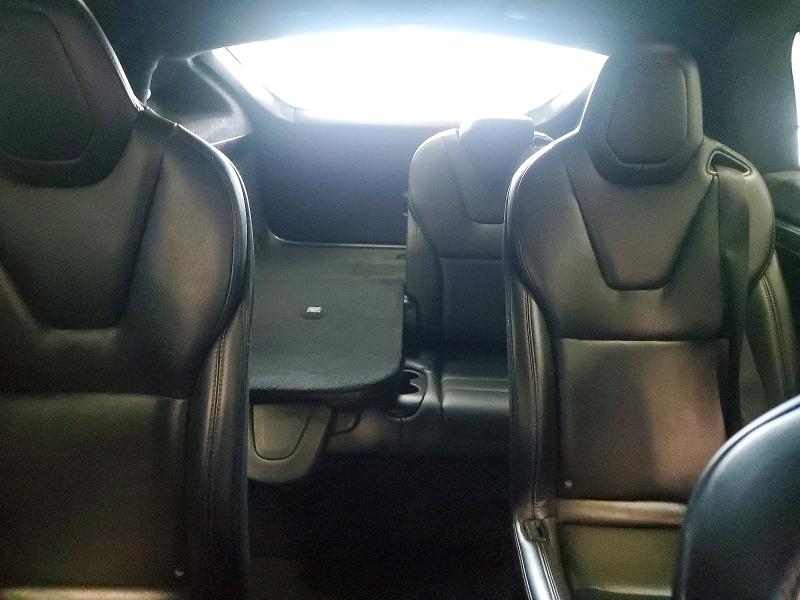 Photo 10 from auction – 2018 TESLA MODEL X with VIN 5YJXCBE43JF122089
