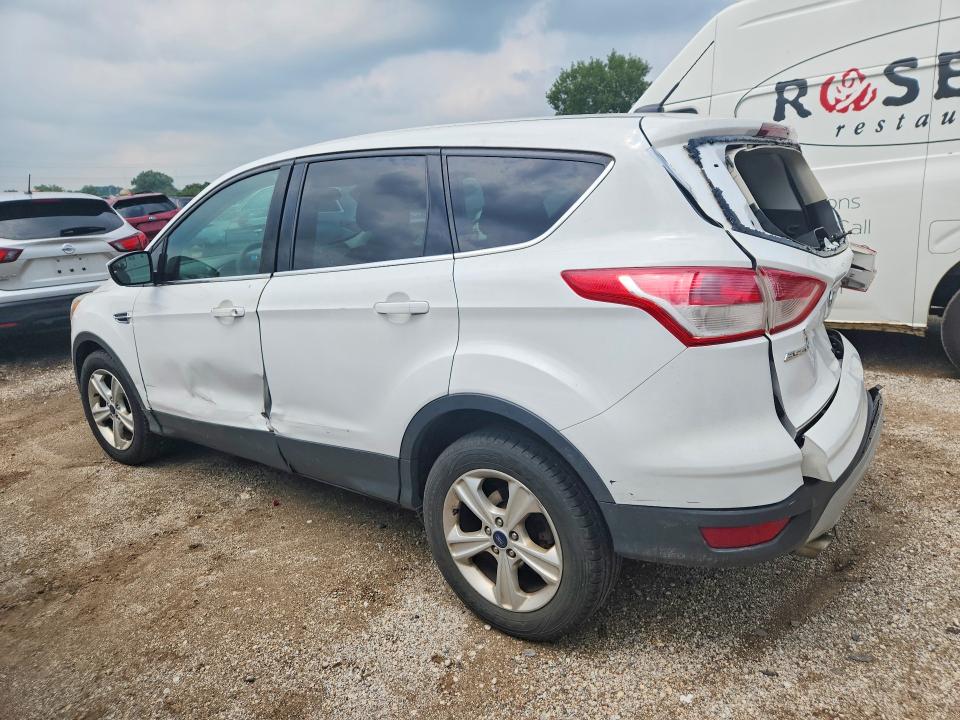 Photo 2 from auction – 2016 FORD ESCAPE with VIN 1FMCU0G7XGUA50231