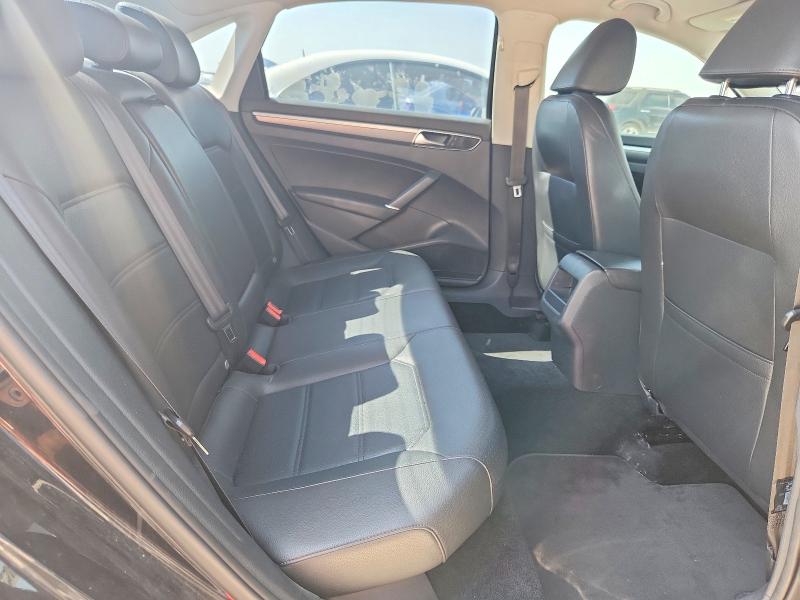Photo 10 from auction – 2017 VOLKSWAGEN PASSAT with VIN 1VWDT7A32HC072643