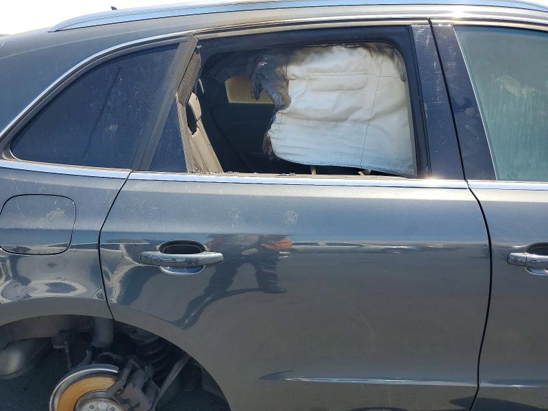 Фото 10 с аукциона – 2010 AUDI Q5 с VIN WA1LKAFP4AA009162