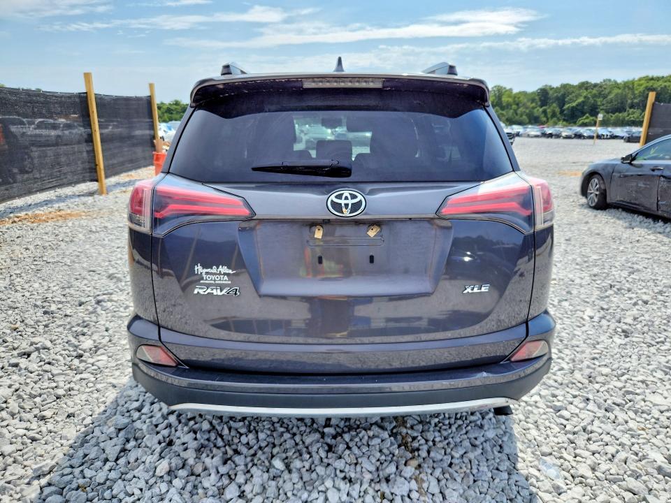 Photo 6 from auction – 2017 TOYOTA RAV4 with VIN JTMWFREV3HJ716561