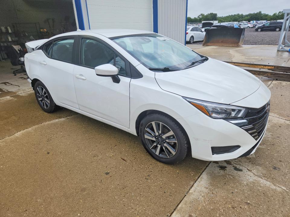 Photo 4 from auction – 2025 NISSAN VERSA with VIN 3N1CN8EV7SL856373