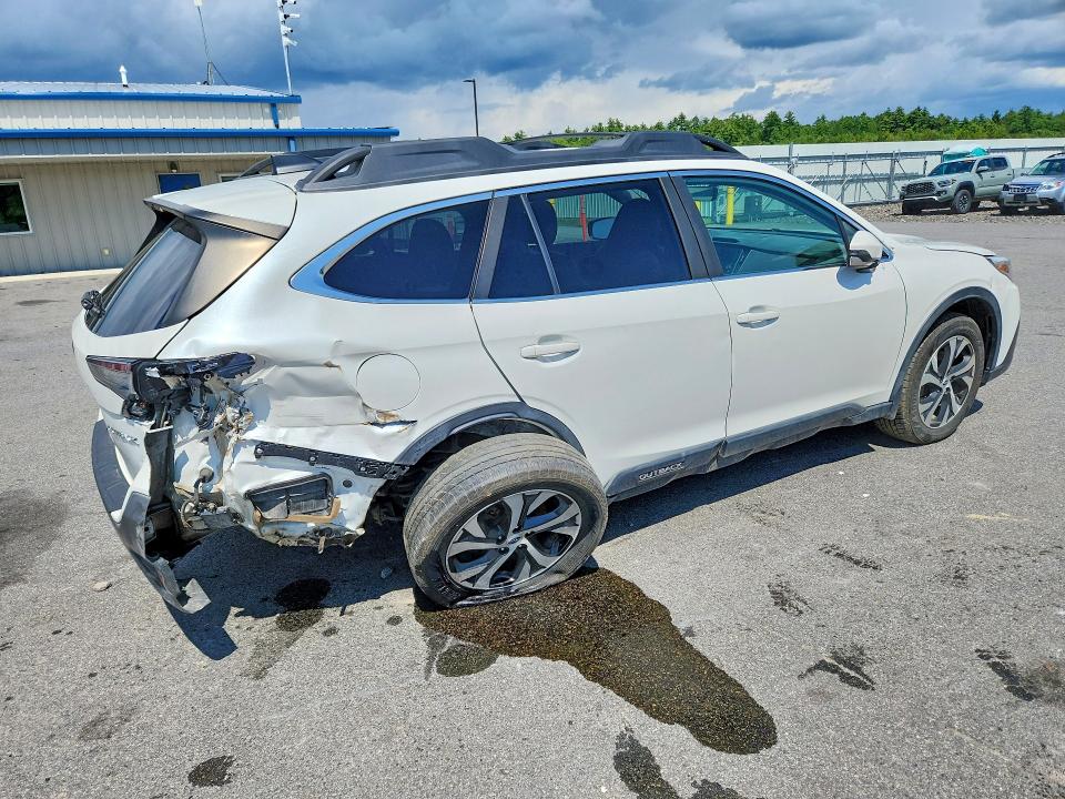 Photo 3 from auction – 2020 SUBARU OUTBACK with VIN 4S4BTANCXL3156831