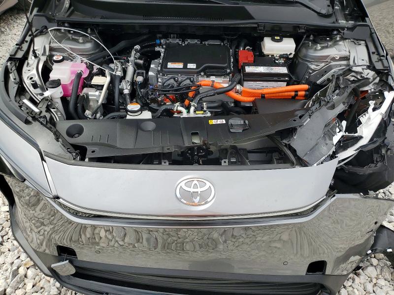 Photo 11 from auction – 2024 TOYOTA BZ4X with VIN JTMABACA4RA090186