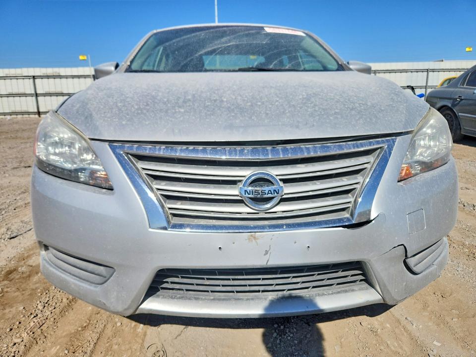 Photo 5 from auction – 2015 NISSAN SENTRA with VIN 3N1AB7AP3FY250577