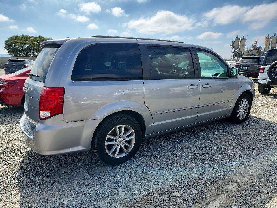 Photo 3 from auction – 2014 DODGE GRAND CARAVAN with VIN 2C4RDGCG2ER362356