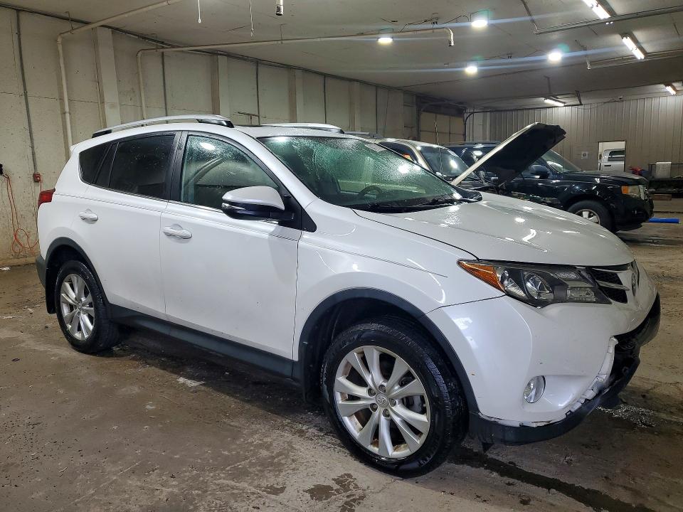 Photo 4 from auction – 2013 TOYOTA RAV4 with VIN 2T3YFREV5DW012477