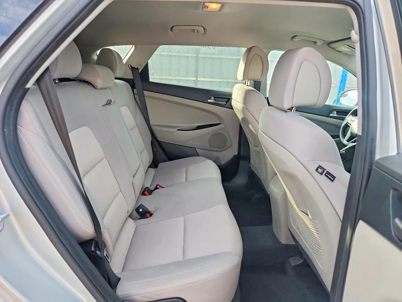 Photo 11 from auction – 2018 HYUNDAI TUCSON with VIN KM8J3CA46JU649399