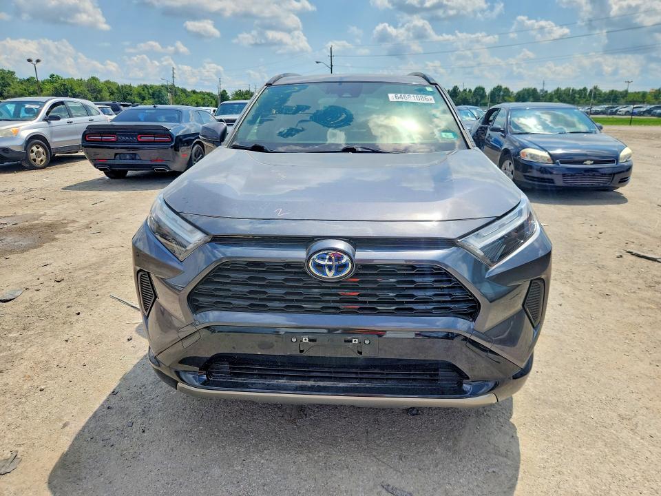Photo 5 from auction – 2022 TOYOTA RAV4 with VIN JTM16RFV0ND069409