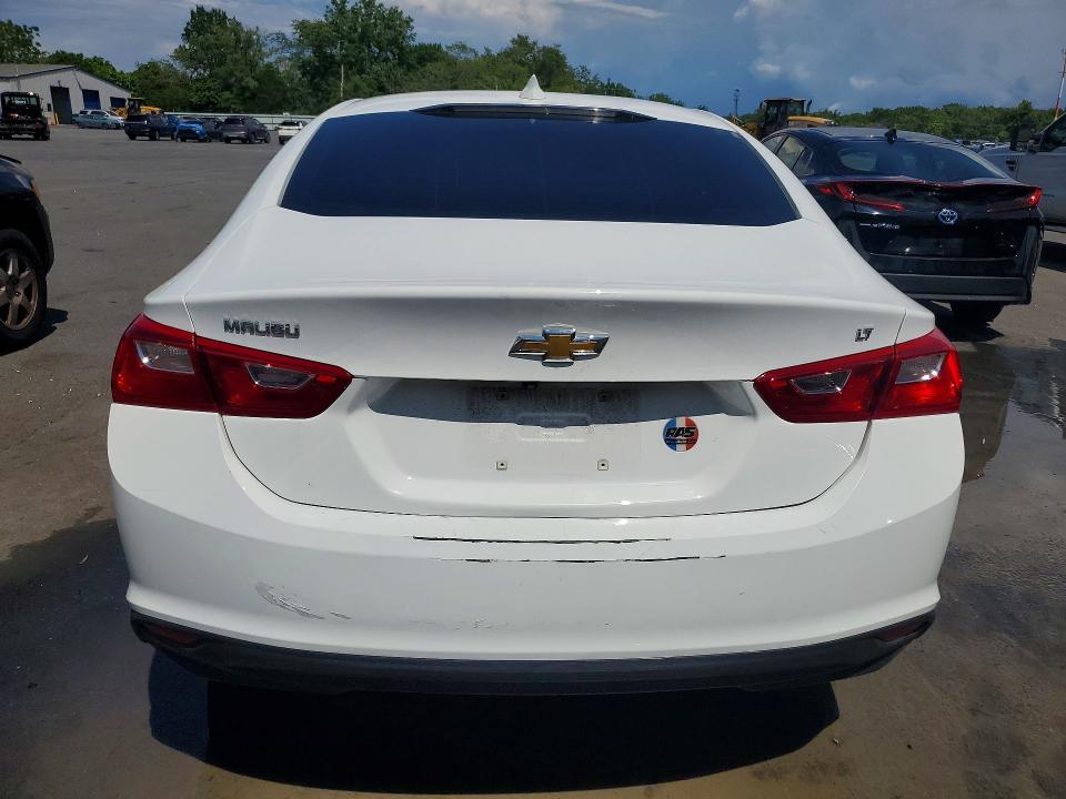 Снимка 6 от търг – 2023 CHEVROLET MALIBU с VIN 1G1ZD5ST2PF179934