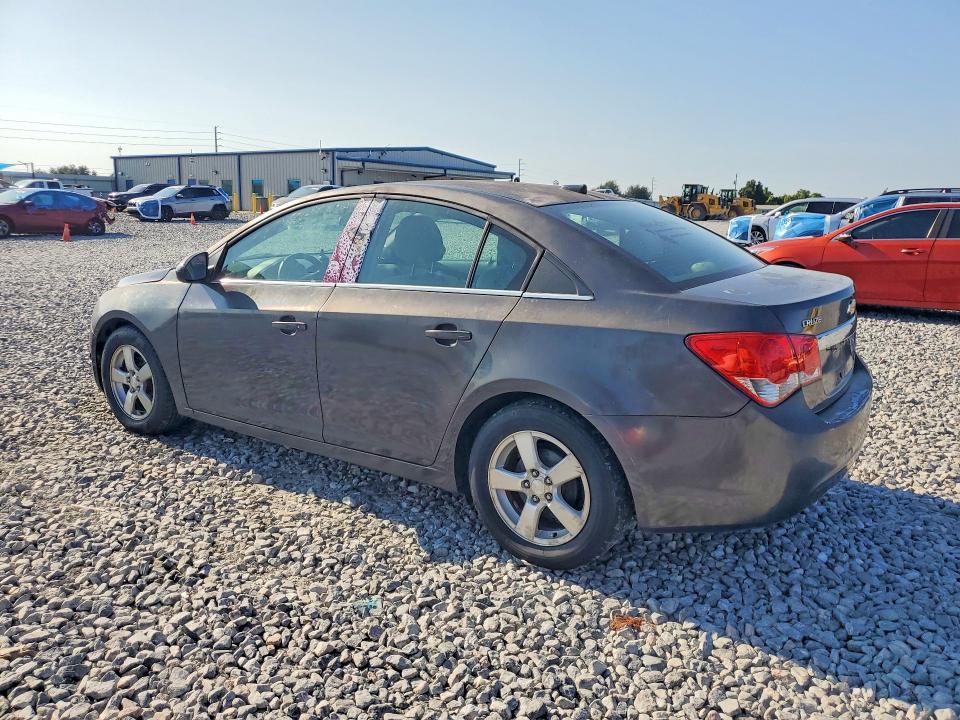 Photo 2 from auction – 2014 CHEVROLET CRUZE with VIN 1G1PC5SB9E7277268