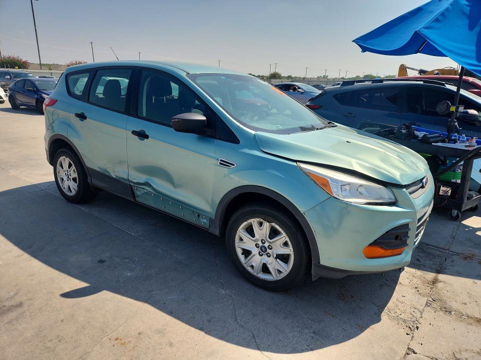 Photo 4 from auction – 2013 FORD ESCAPE with VIN 1FMCU0F74DUD39571