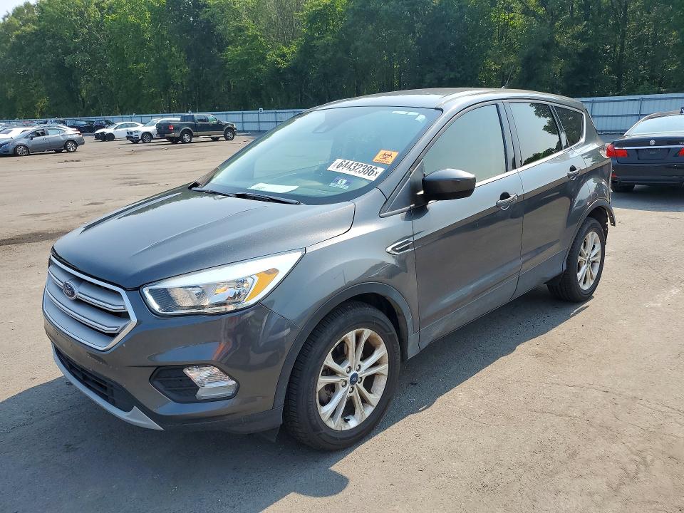 FORD ESCAPE 2019 z numerem VIN 1FMCU0GD3KUB48550 - Zdjęcie z aukcji
