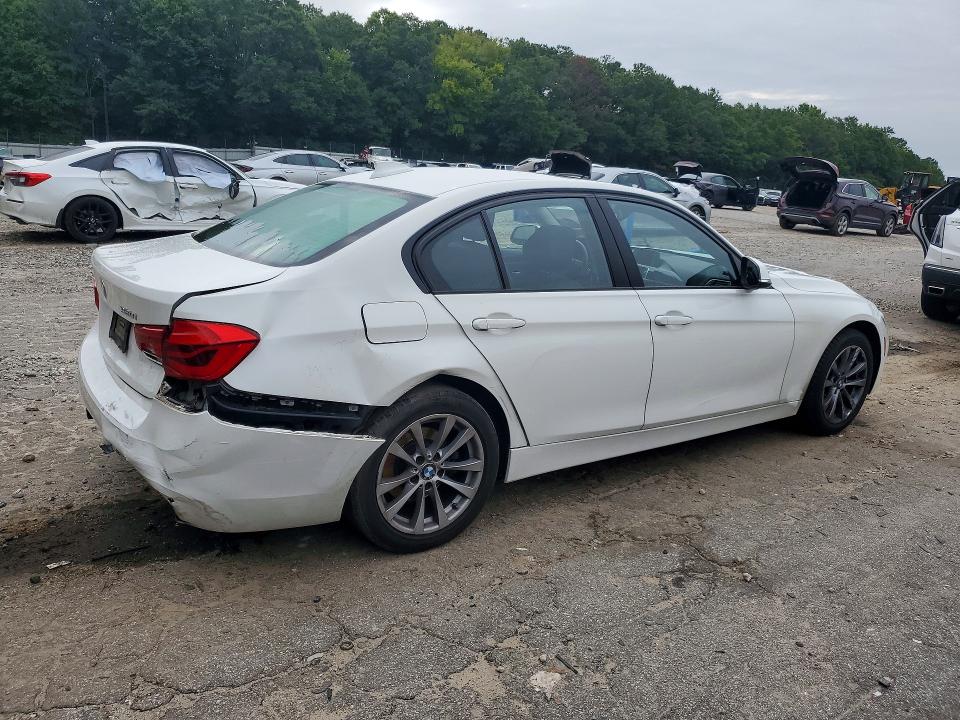 Photo 3 from auction – 2018 BMW 320 with VIN WBA8A9C54JK622888