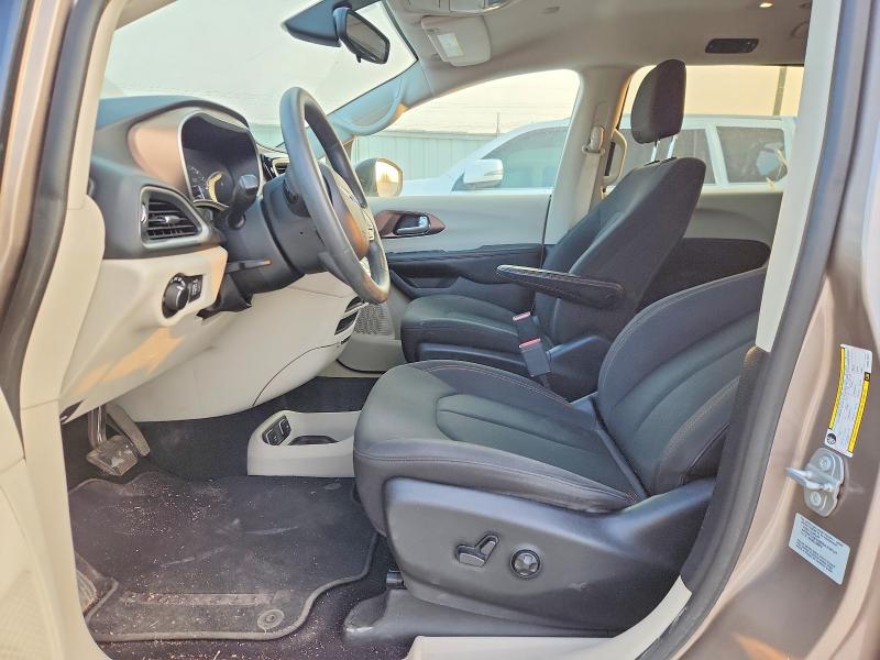 Photo 7 from auction – 2017 CHRYSLER PACIFICA with VIN 2C4RC1DG5HR541347