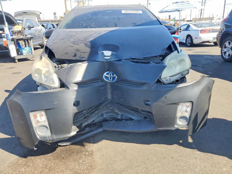 Photo 5 from auction – 2014 TOYOTA PRIUS with VIN JTDKN3DU9E1765377