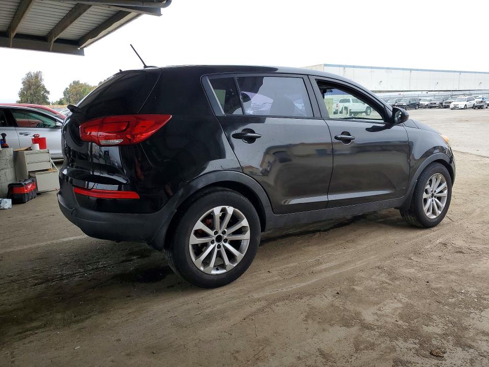 Photo 3 from auction – 2015 KIA SPORTAGE with VIN KNDPB3AC6F7682885