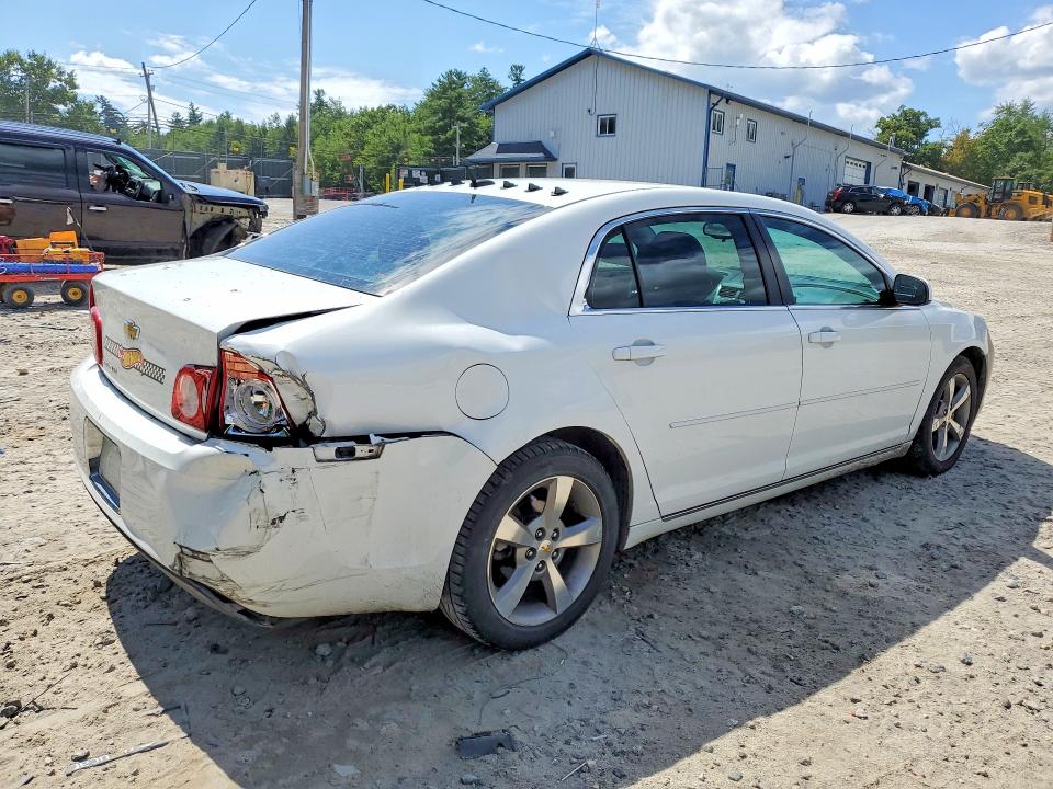 Photo 3 from auction – 2011 CHEVROLET MALIBU with VIN 1G1ZC5E10BF312292