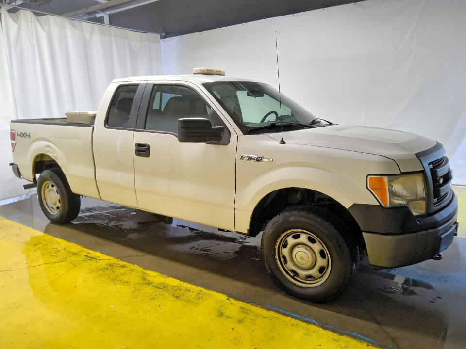 صورة رقم 4 من المزاد - 2013 FORD F150 مع VIN 1FTEX1EM1DFC21113