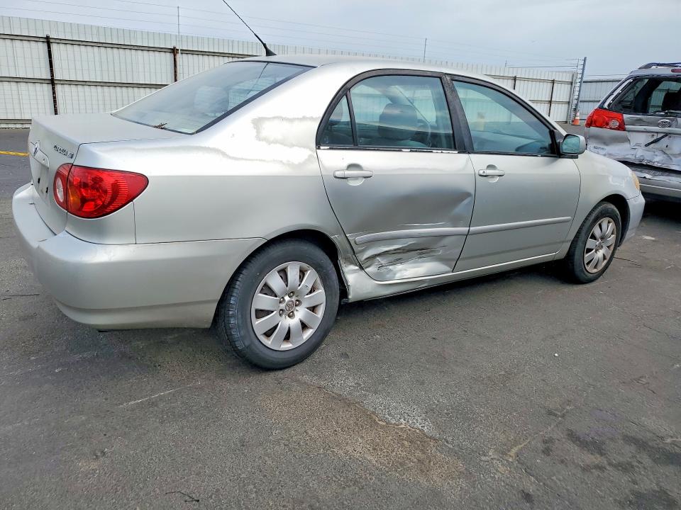 Снимка 3 от търг – 2003 TOYOTA COROLLA с VIN JTDBR32E830006416