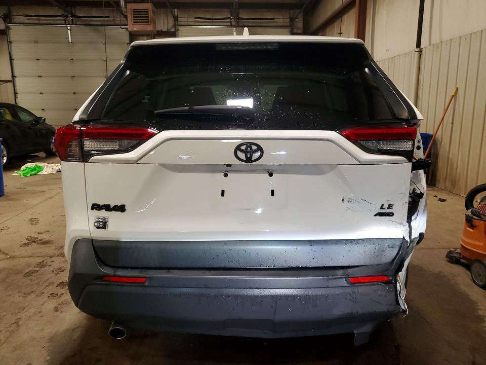 Photo 6 from auction – 2019 TOYOTA RAV4 with VIN JTMG1RFVXKJ011460