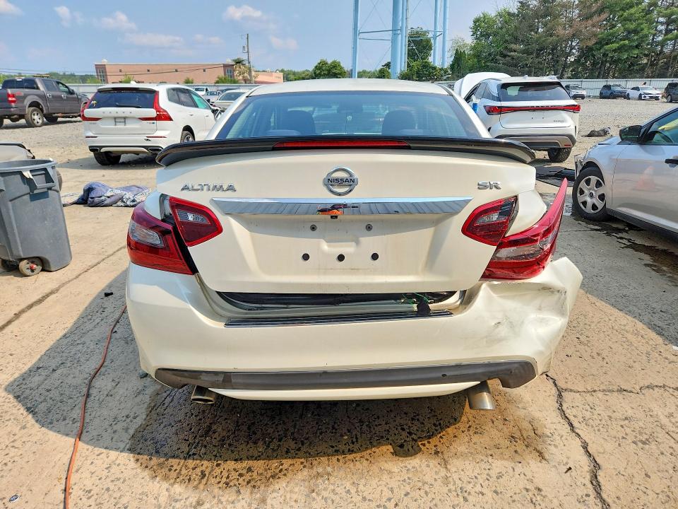 Photo 6 from auction – 2017 NISSAN ALTIMA with VIN 1N4AL3AP1HC264479
