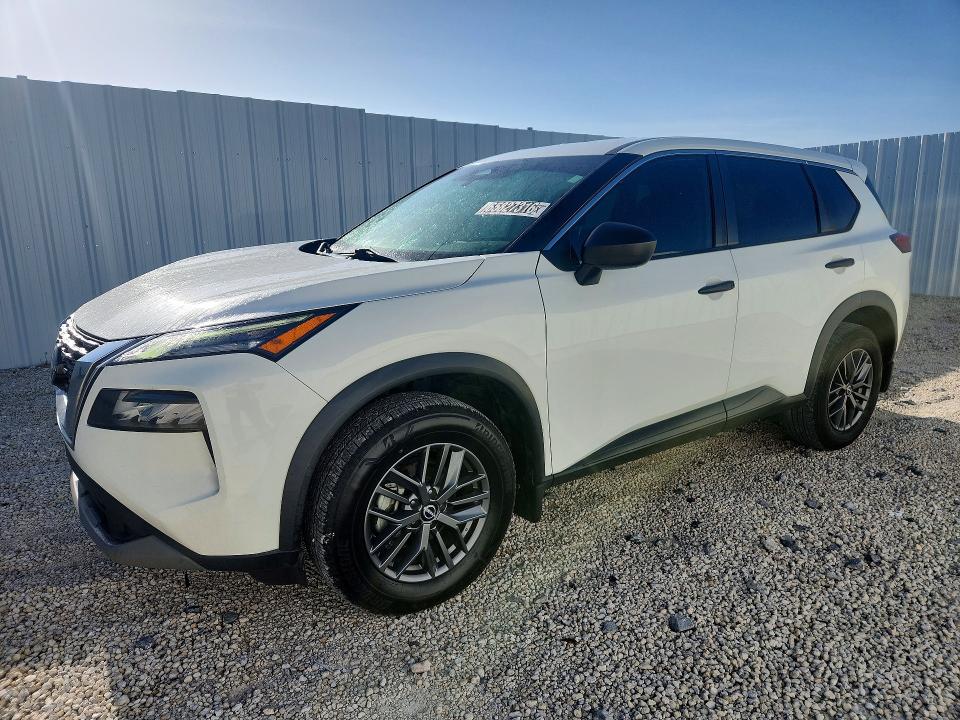 NISSAN ROGUE 2022 with VIN 5N1BT3AA6NC699595 - Photo from auction