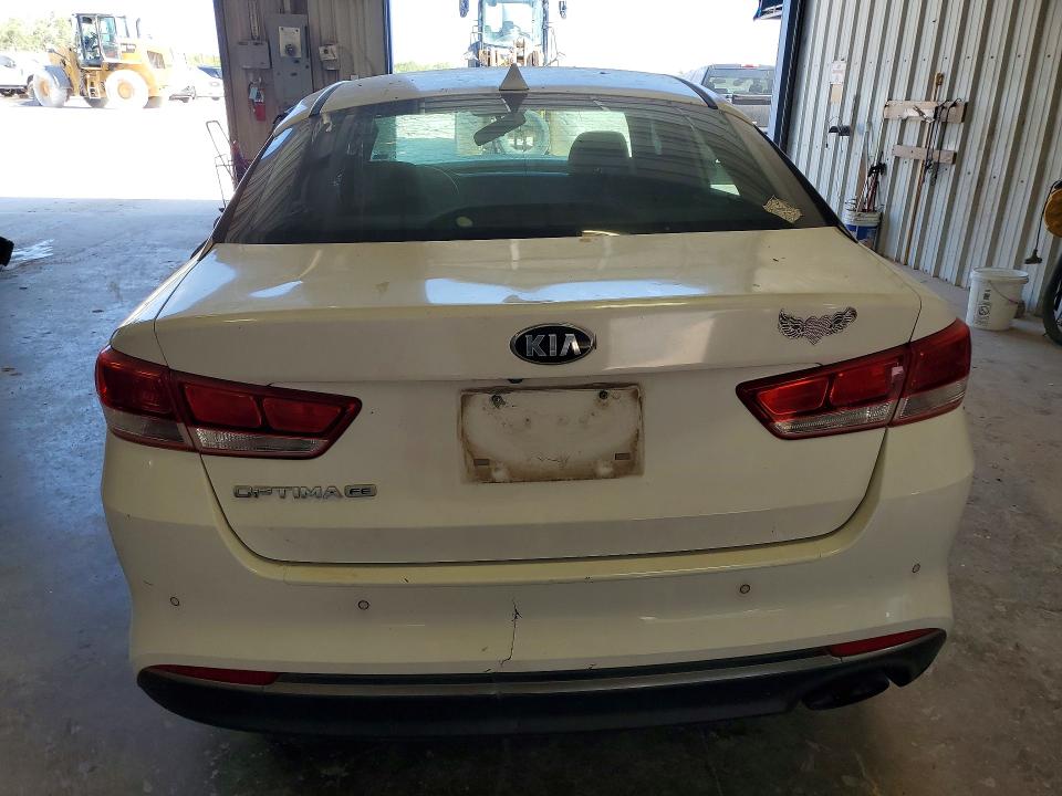 Zdjęcie 6 z aukcji – 2018 KIA OPTIMA z VIN 5XXGT4L30JG228714
