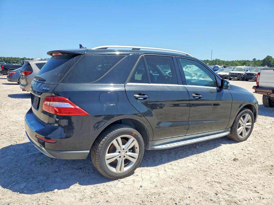 صورة رقم 3 من المزاد - 2015 MERCEDES-BENZ ML مع VIN 4JGDA0EB2FA571030