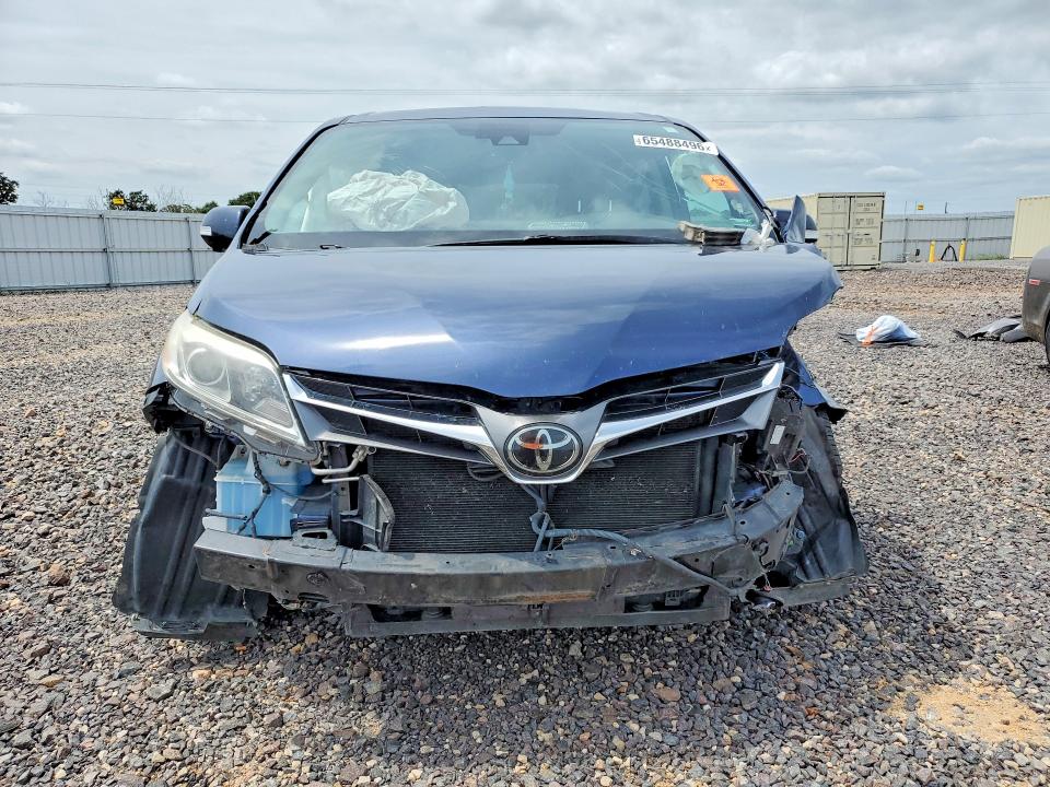 Photo 5 from auction – 2018 TOYOTA SIENNA with VIN 5TDDZ3DC8JS194076
