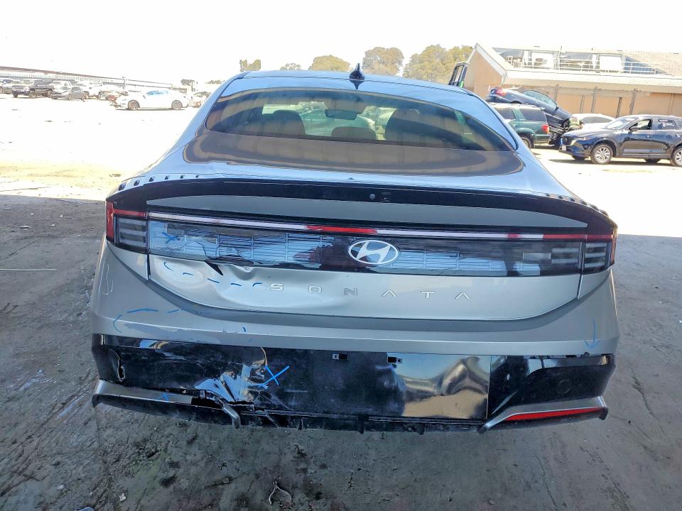 Photo 6 from auction – 2025 HYUNDAI SONATA with VIN KMHL64JA7SA465040