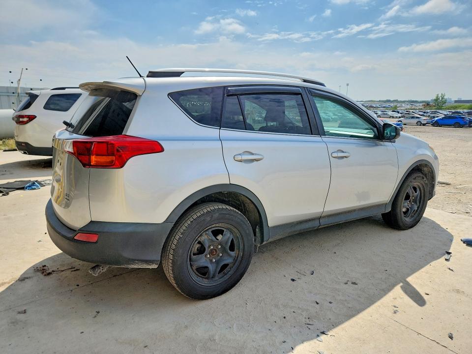 Photo 3 from auction – 2014 TOYOTA RAV4 with VIN 2T3BFREV4EW144038