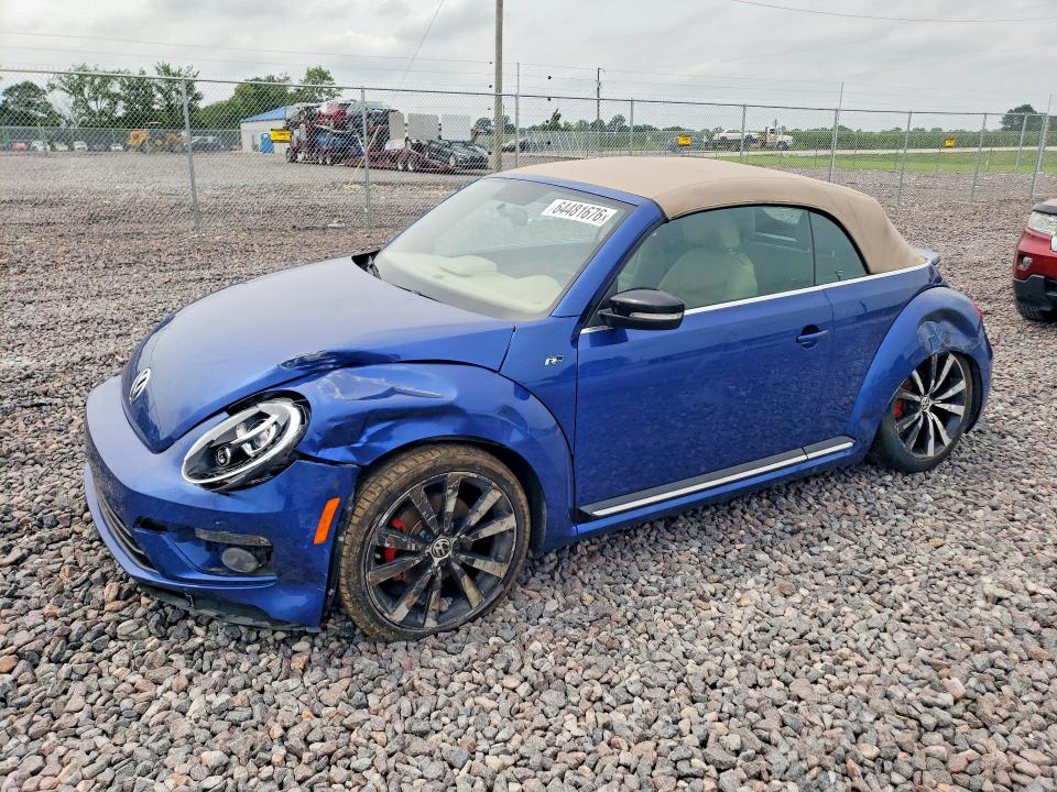 VOLKSWAGEN BEETLE 2015 with VIN 3VW7T7AT1FM800669 - Photo from auction